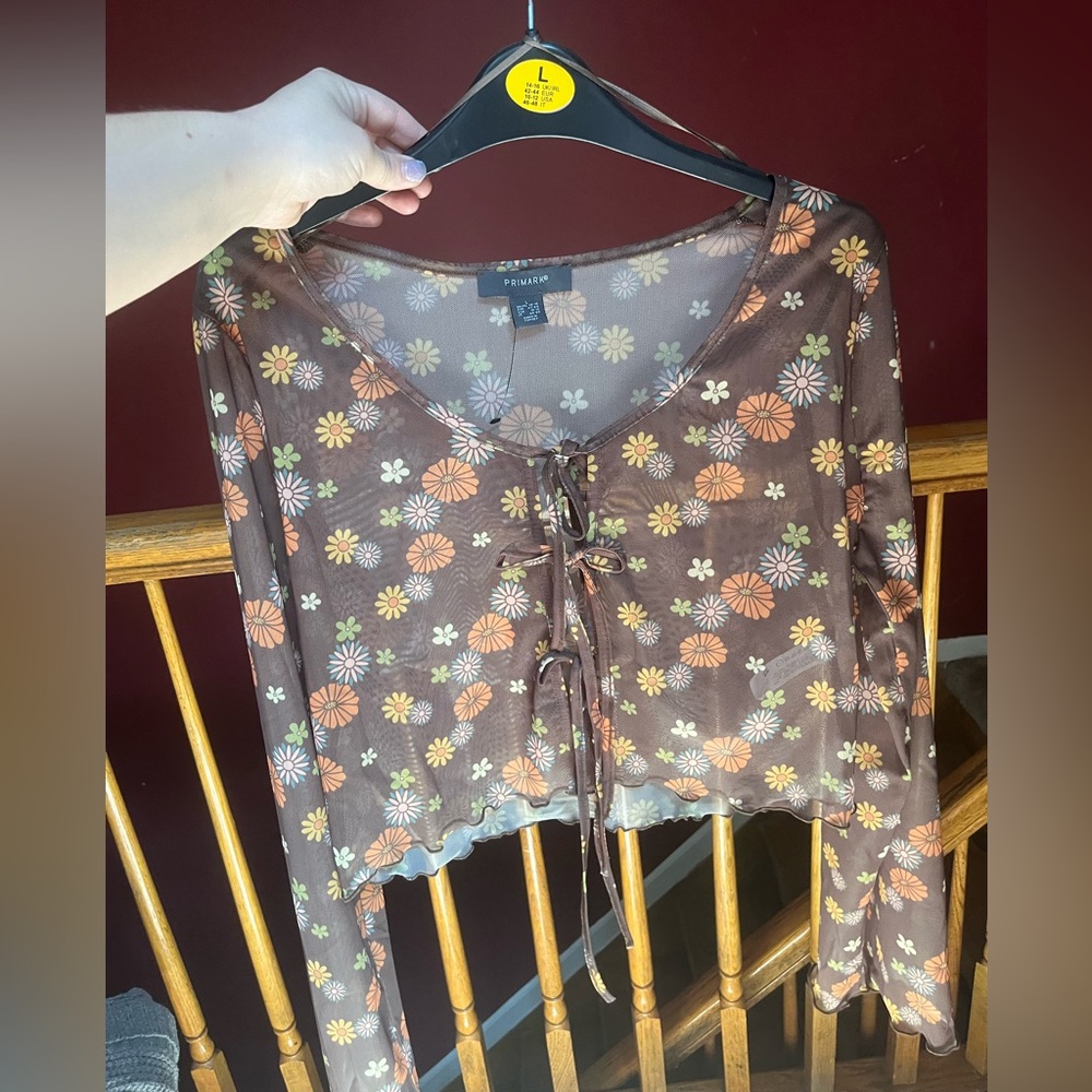 Cute fun long sleeve crop top